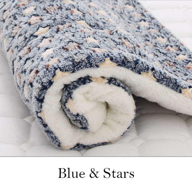 Pet Sleeping Mat Warm Dog Bed Soft Fleece Blanket - Dog Bed Supplies