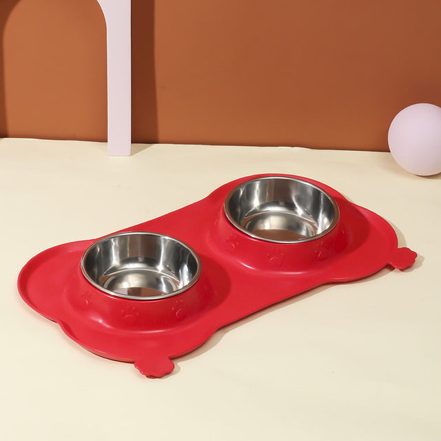 Antislip Double Dog Bowl With Silicone Mat designed to not slip