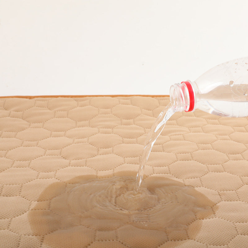 The Floor Mat Is Waterproof And Easy To Clean