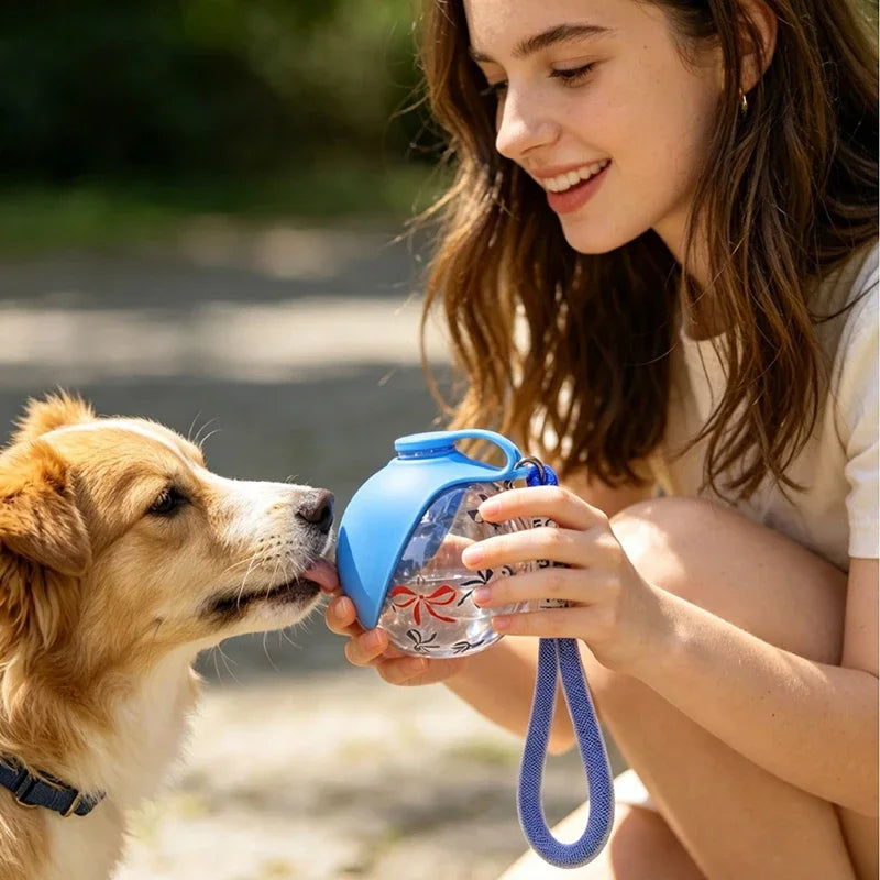 Dog Portable Dog Drinker 2-in-1 Silicon Lightweight Pet Supplies