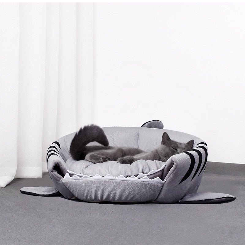 Dog House and Dog Bed For Small Puppy or a Cat