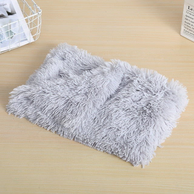 Long Plush Cat Bed Blankets Warm Sleeping Mat