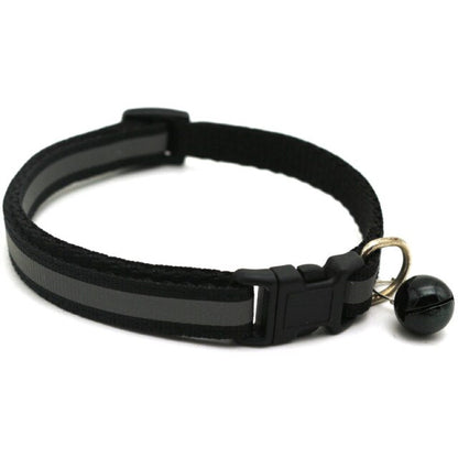 Easy Wear Pet Collar with Bell Buckle